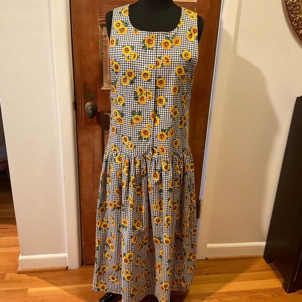 Vintage handmade cottage core sunflower dress